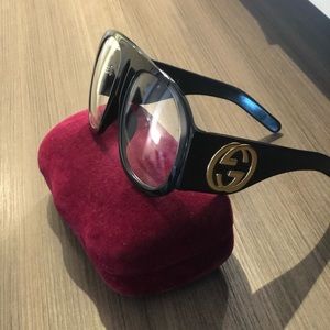 Oversized Gucci Glasses